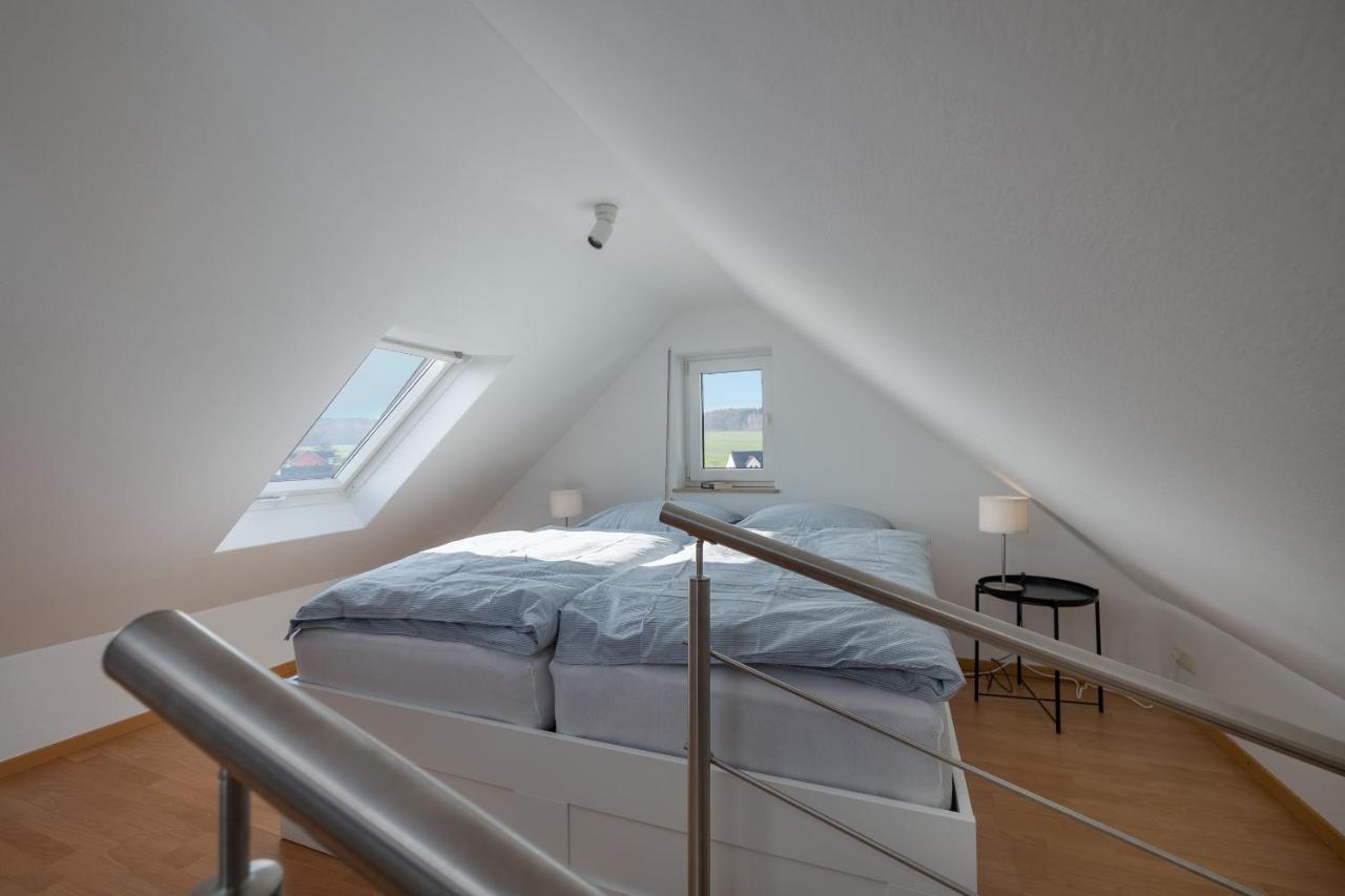 Ferienwohnung Julia - Klimatisiert Wolken Exterior photo